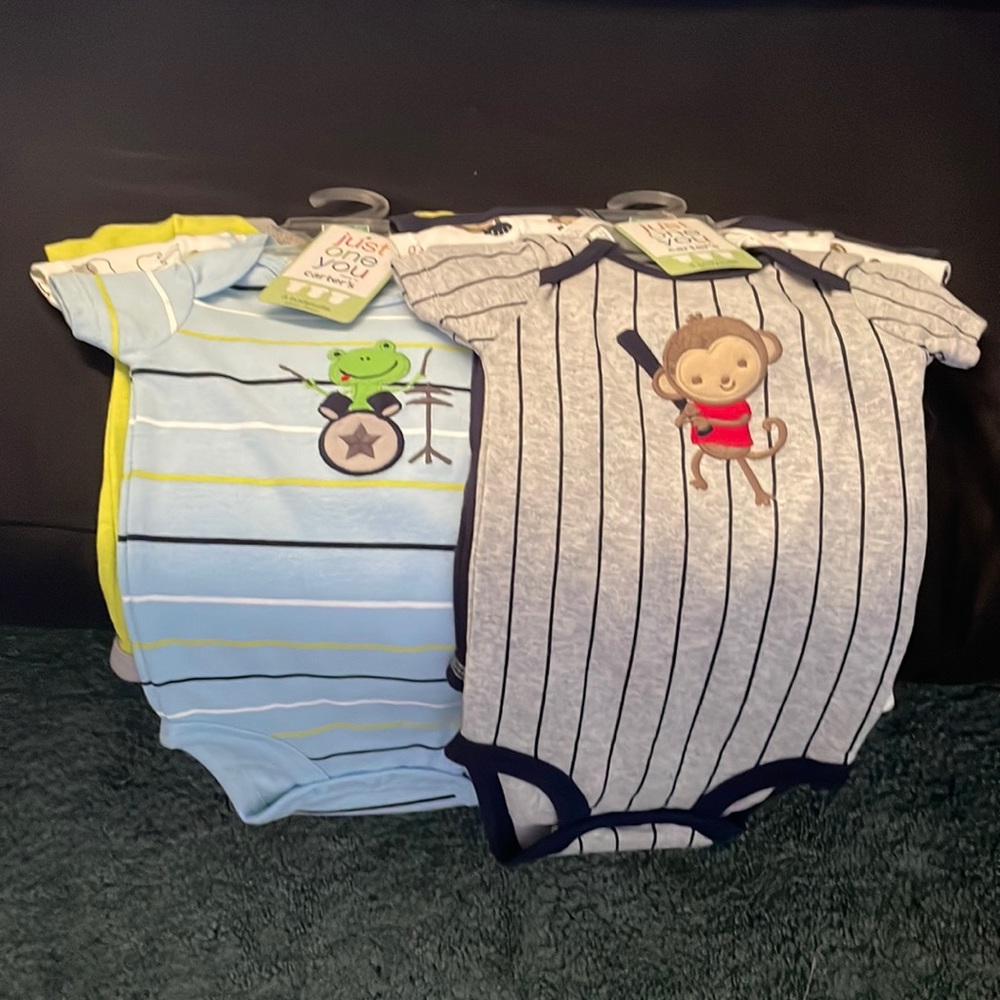 Carter’s 3piece bodysuits sets 3m